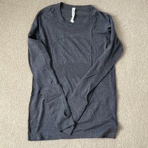 Lululemon long sleeve Swiftly top in excellent condition, size 10